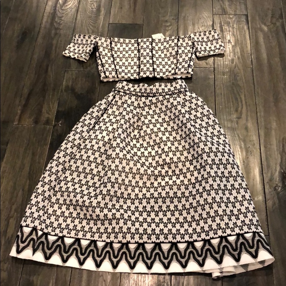 Maje laya fit and flare skirt 2 black and white